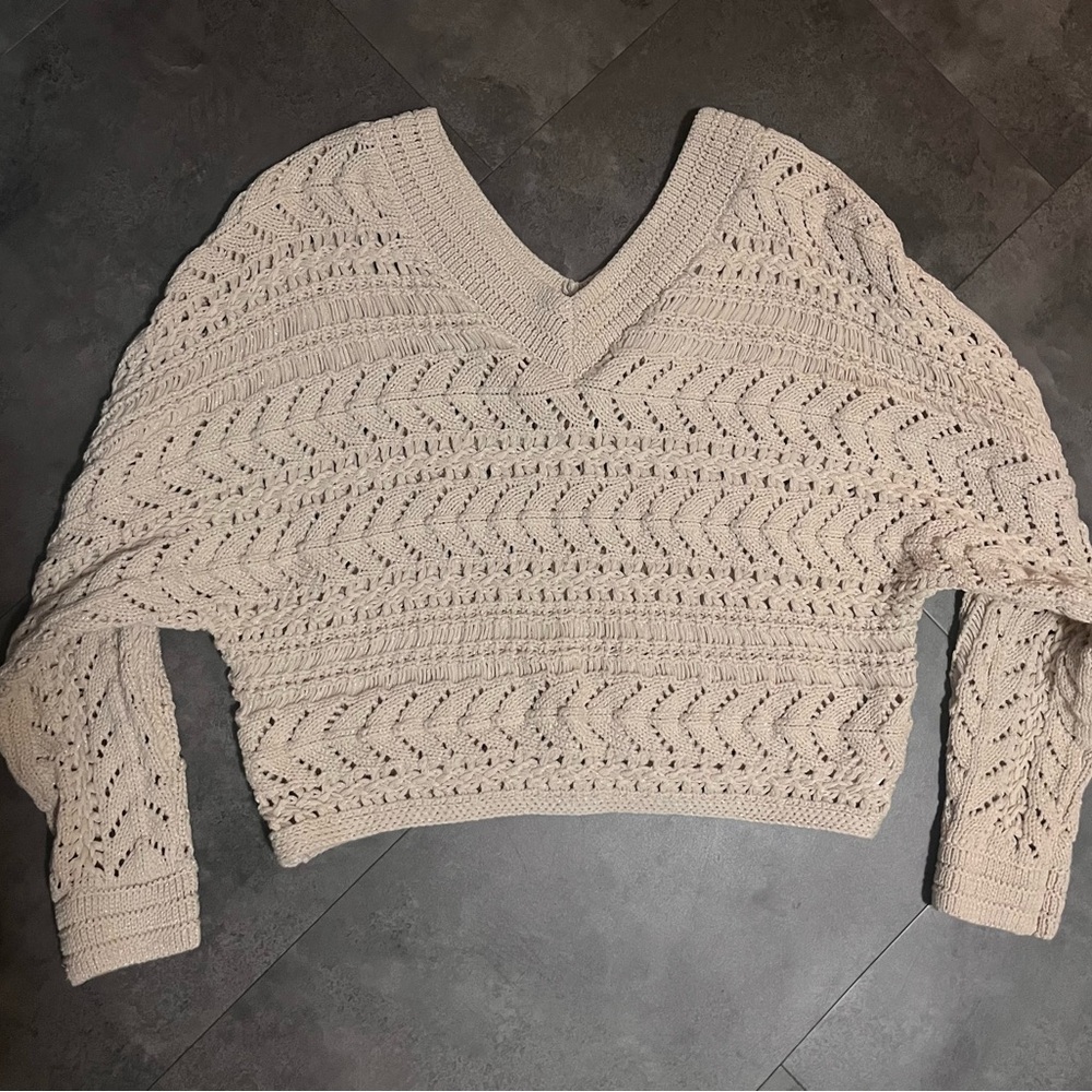 Primark Women's V-Neck Sweater in Cream